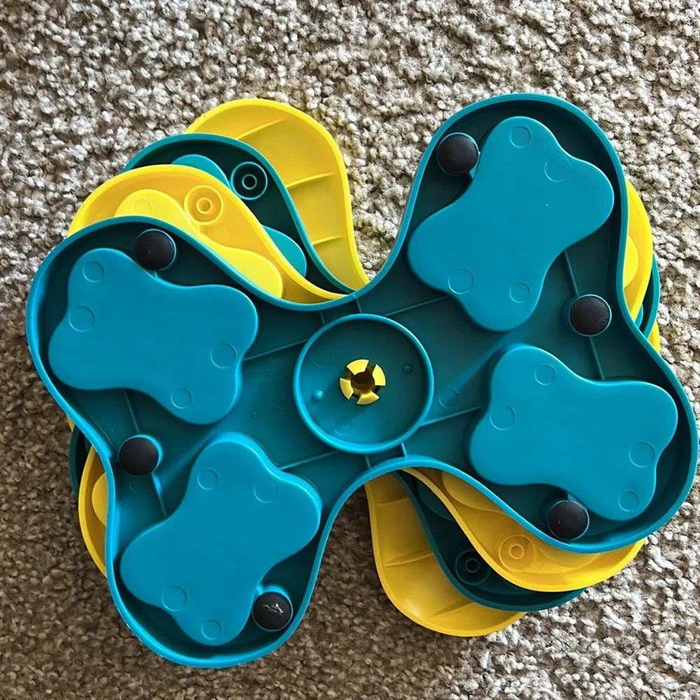 Outward Hound Nina Ottosson Dog Tornado Blue/Yellow Puzzle Game Pet Treat Toy